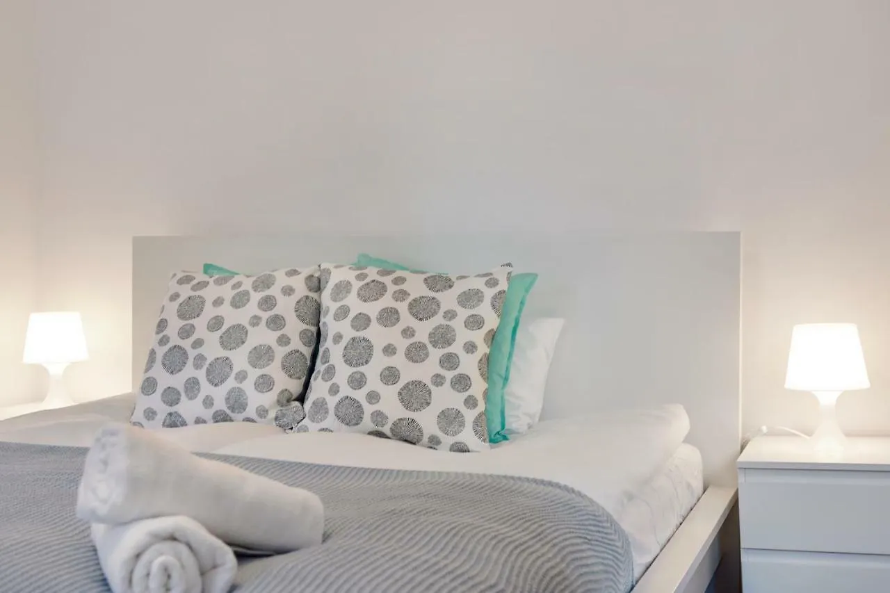 Apartments Chmielna 24 By Renters Warsaw